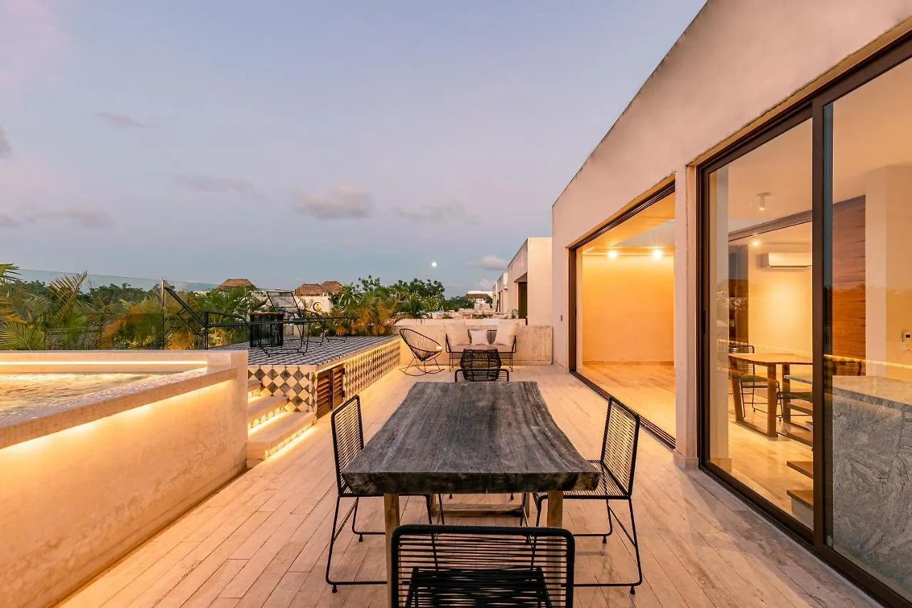 407 Stunning Penthouse Apartment For 2 Tulum